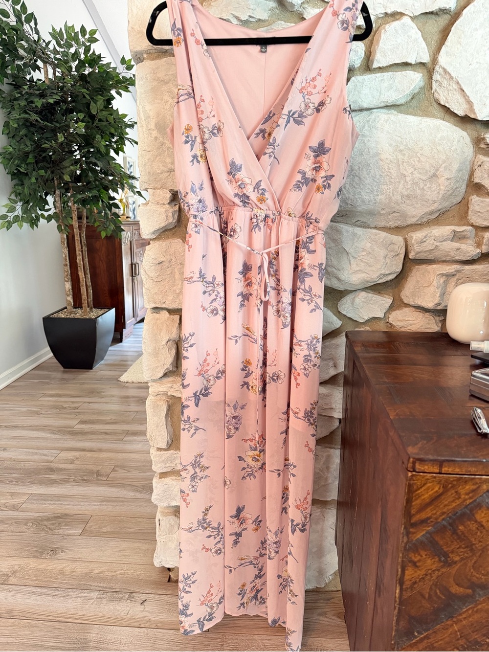 Lily Rose Blush Pink Floral Maxi Dress - Picture 2 of 5